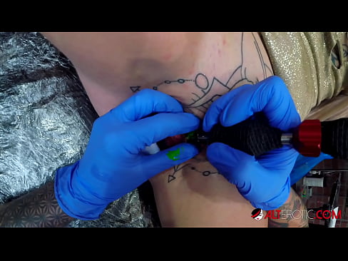 ❤️ Fìor tattooed hottie Sully Savage fhuair tattoo air a clitoris ❤❌ Pornografach leinn gd.recetasketo.top ❤